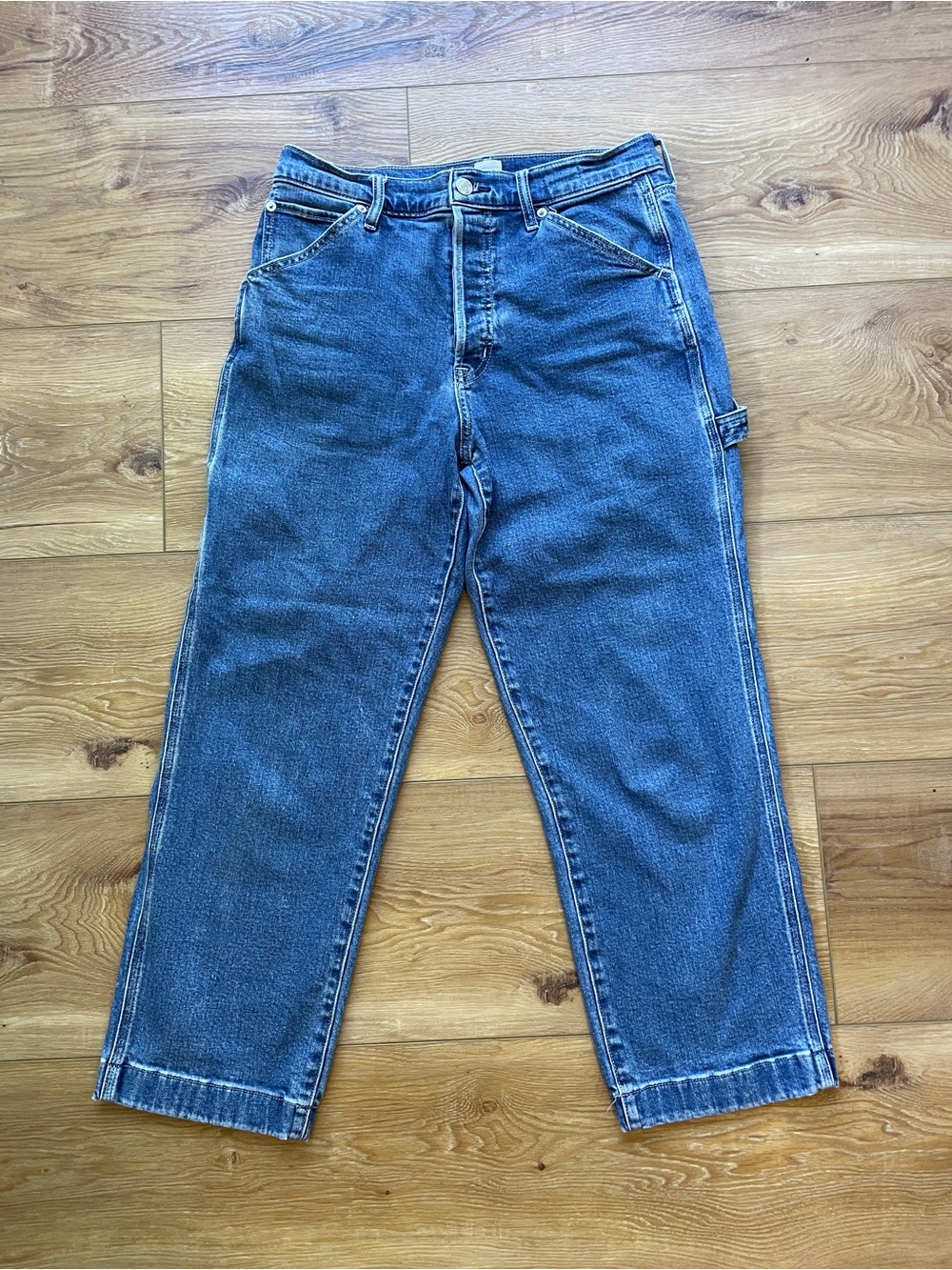 GAP High-Rise Straight Leg Carpinter Jeans‎ in Medium Blue Wash - Picture 2 of 9